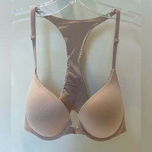Victorias Secret Body by Victoria racerback bra